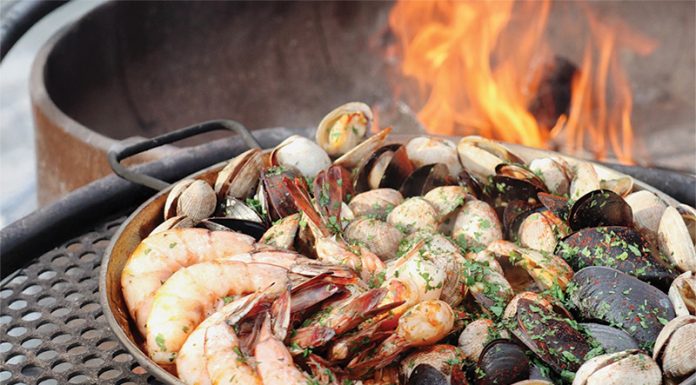 A Luxe Holiday Feast Without the Grocery Store Run