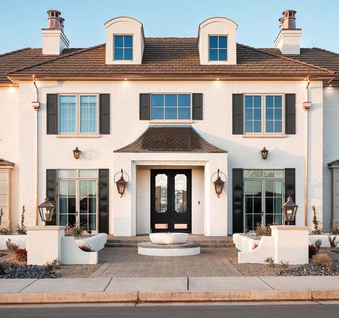 01_DSC03688_USD-FA25_Neal-Snyder-2-683x1024